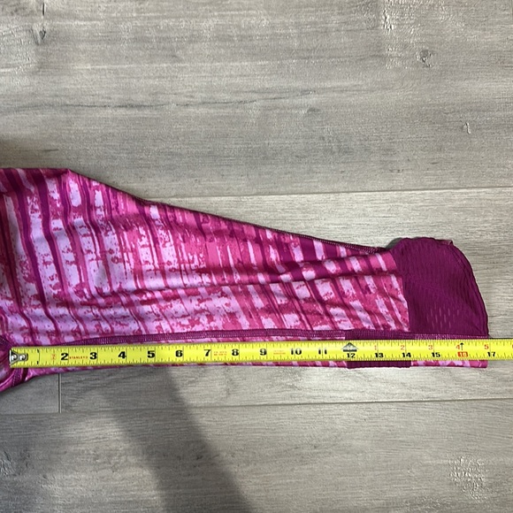 Under Amour crop legging - size small - Picture 3 of 3